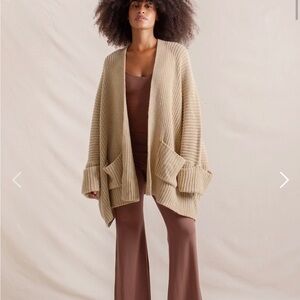 Tuula Poncho - Almond